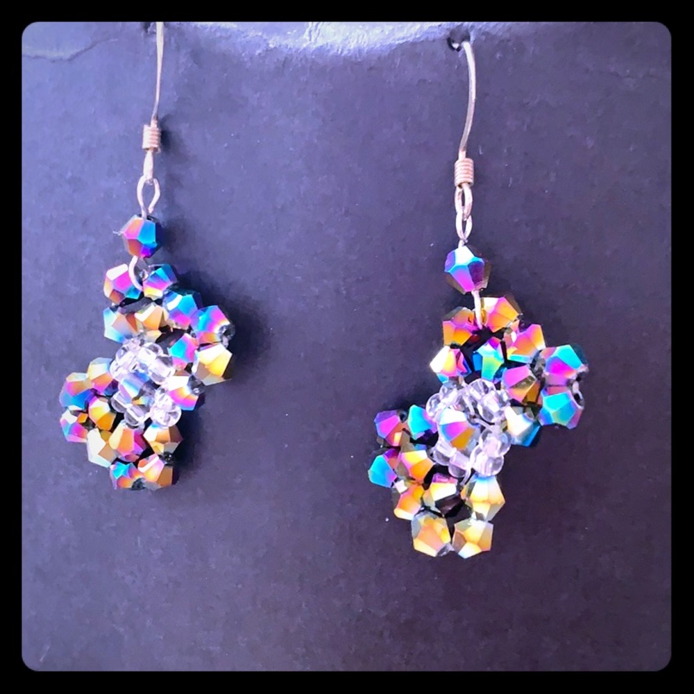 NWT Hand Beaded Swarovski crystal bow earrings